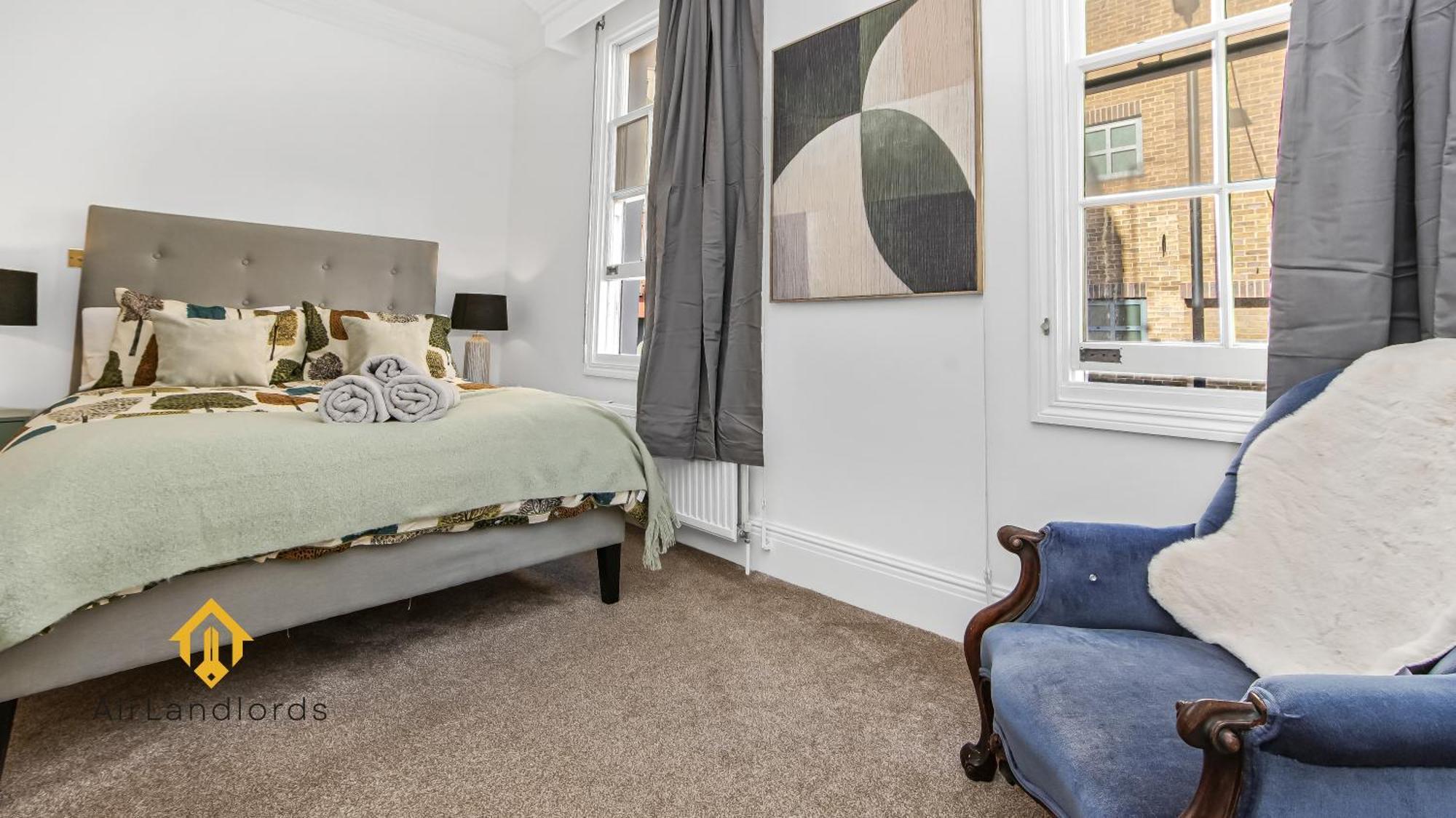 Exceptional 4 Bedroom House Paddington Station! Лондон Экстерьер фото